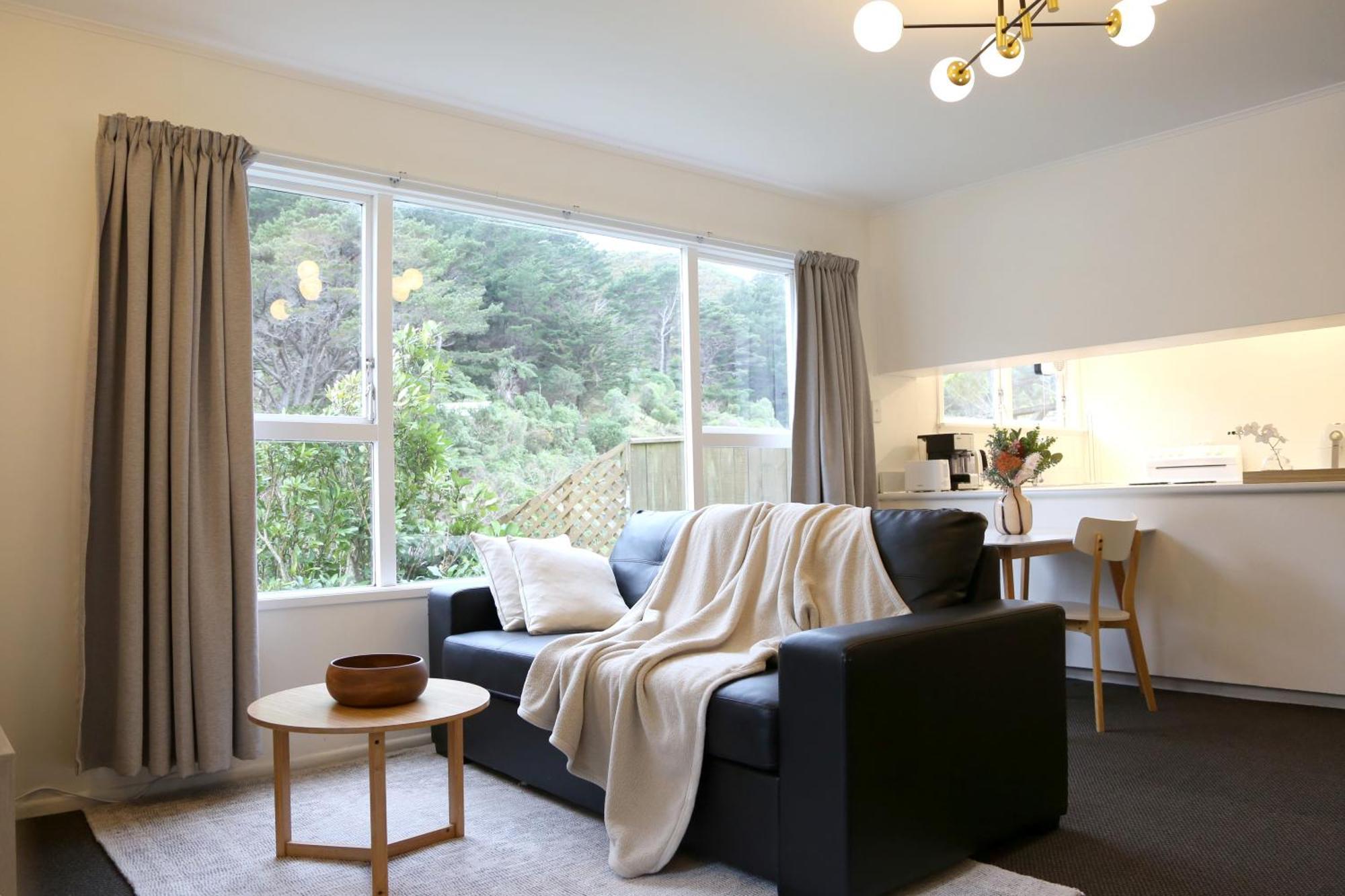 Skyline Haven - Entire Apartment - Free Parking, Espresso, Netflix - 15M To Cbd, Stadium, Ferry Wellington Buitenkant foto