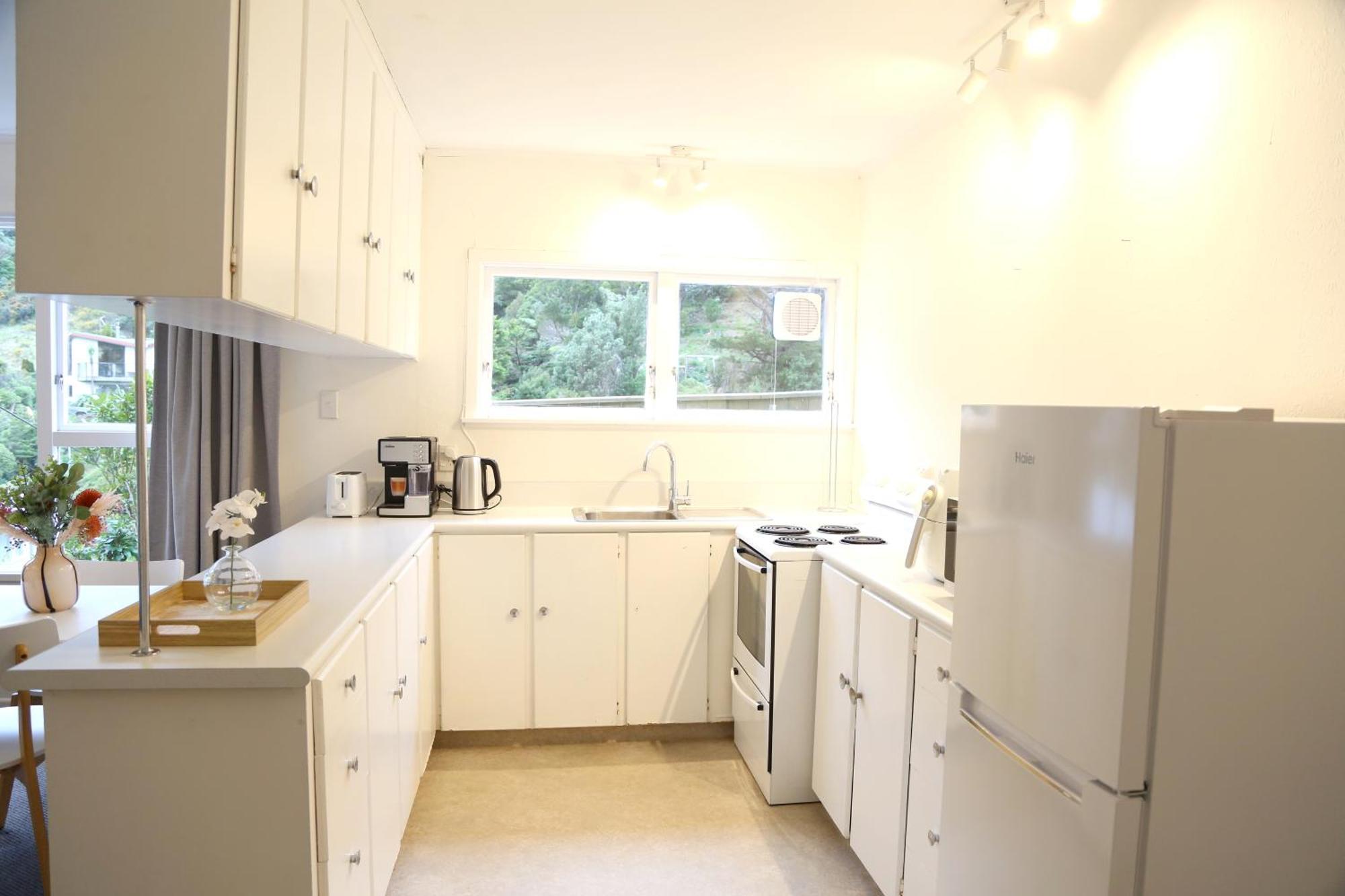 Skyline Haven - Entire Apartment - Free Parking, Espresso, Netflix - 15M To Cbd, Stadium, Ferry Wellington Buitenkant foto