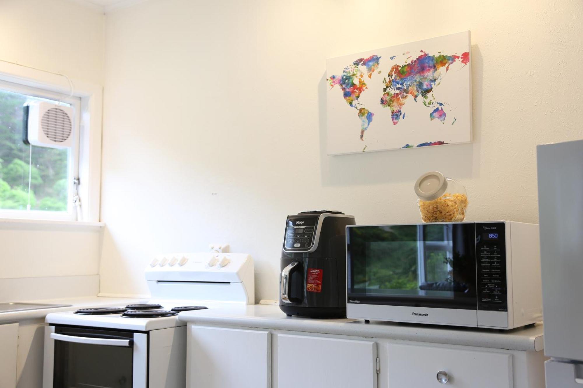 Skyline Haven - Entire Apartment - Free Parking, Espresso, Netflix - 15M To Cbd, Stadium, Ferry Wellington Buitenkant foto